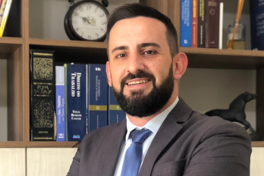 Dr. Aryon Spjiorin Neto 